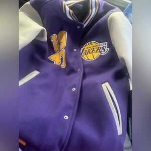 Mens ULTRA GAME NBA Purple 1947 Los Angeles Lakers Varsity Jacket